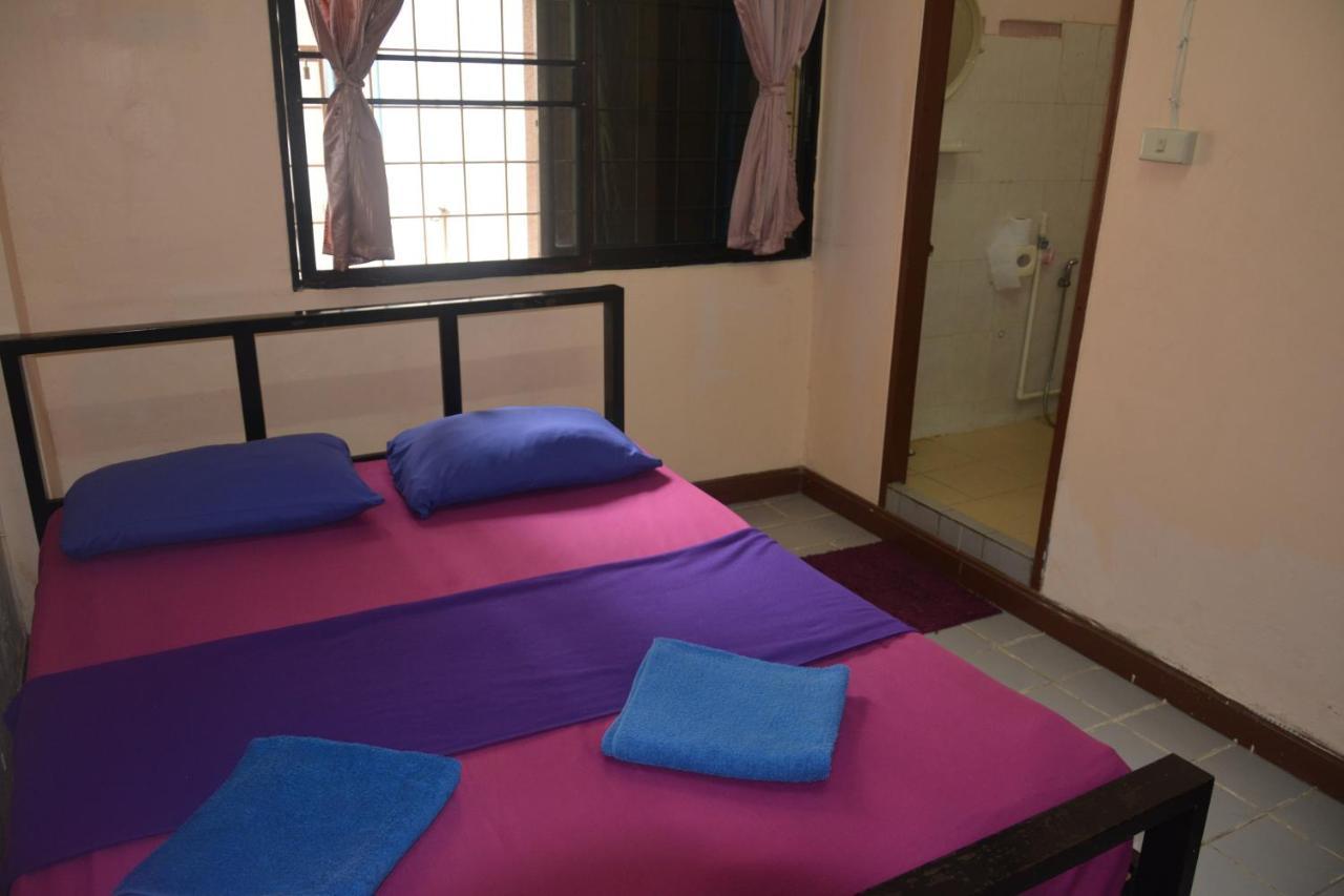 Yaya Guesthouse Bangkok Eksteriør bilde