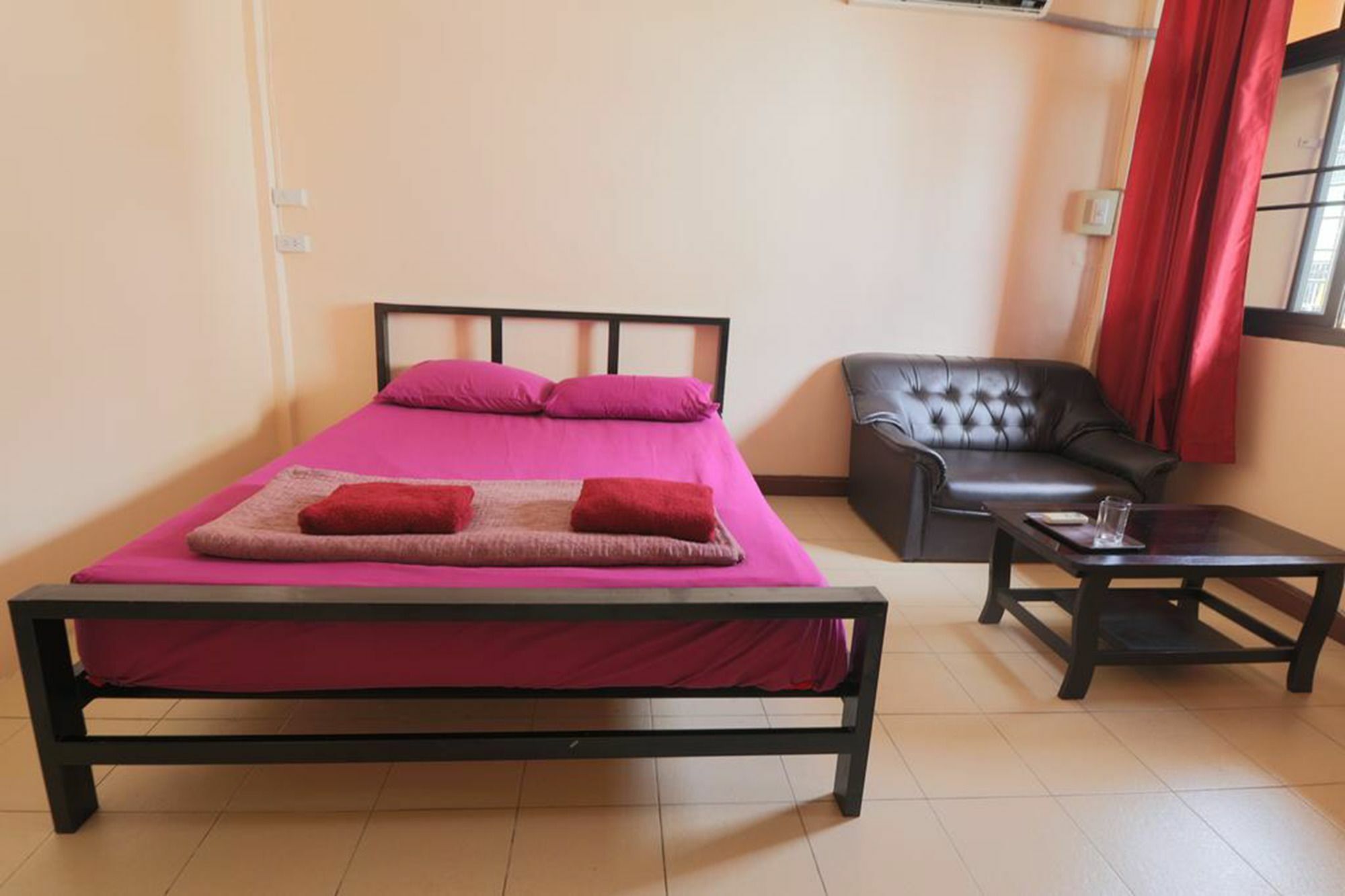 Yaya Guesthouse Bangkok Eksteriør bilde