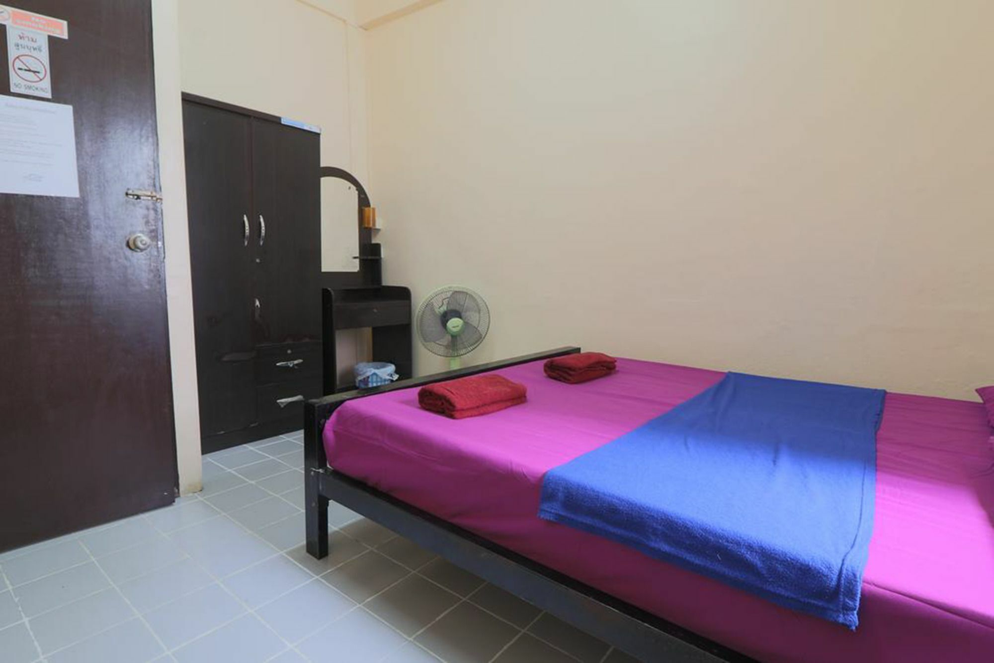 Yaya Guesthouse Bangkok Eksteriør bilde