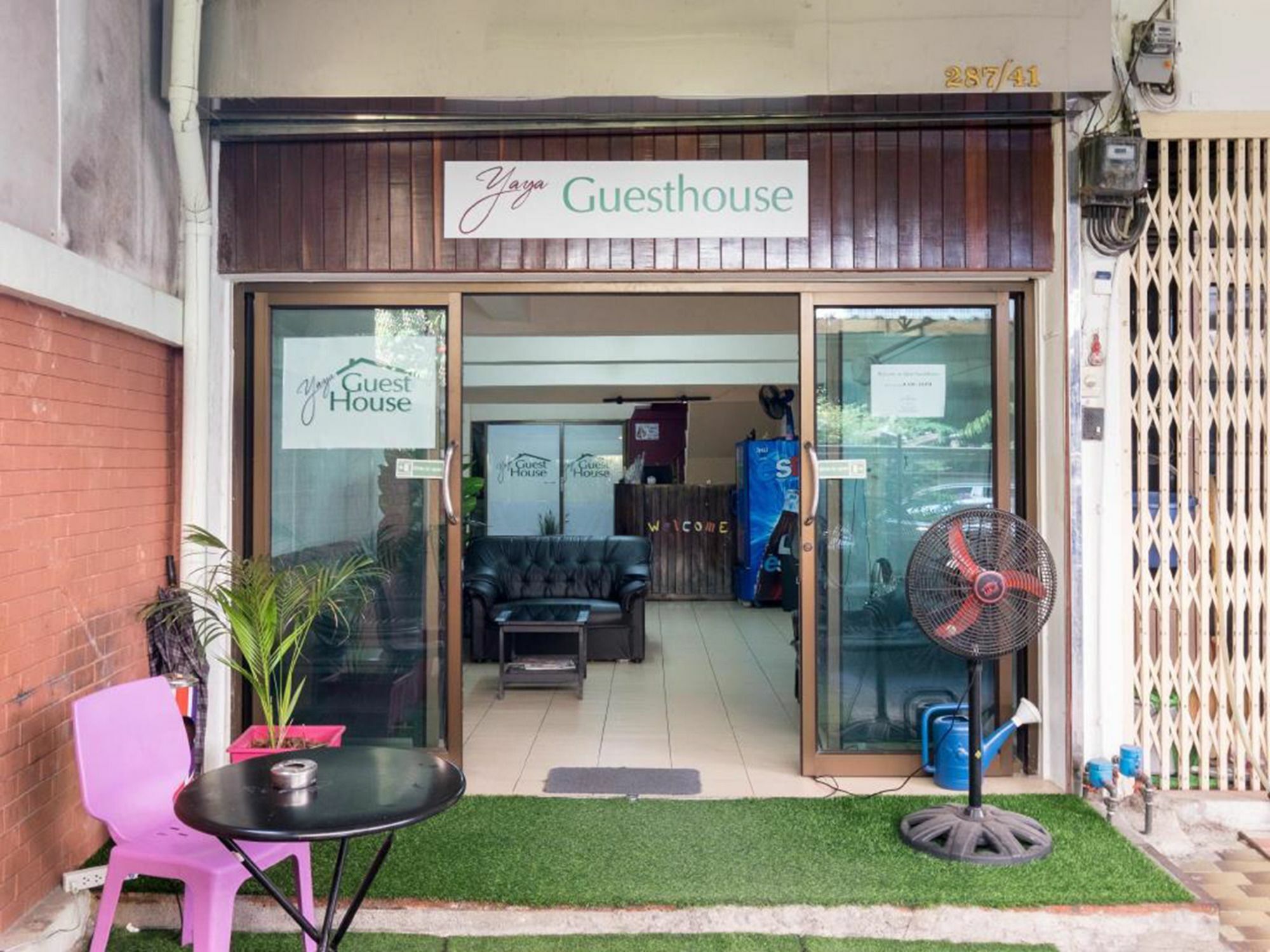 Yaya Guesthouse Bangkok Eksteriør bilde